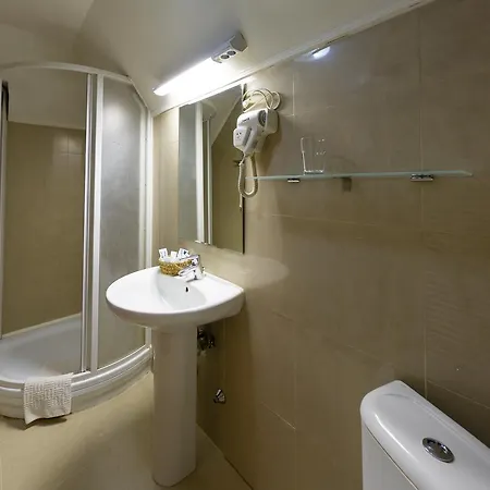 Gasthuis Casa Danielescu 4*